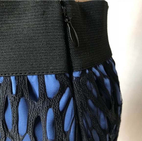Robert Rodriguez Blue with black webbing overlay fringe hem size 4 small - Picture 4 of 7